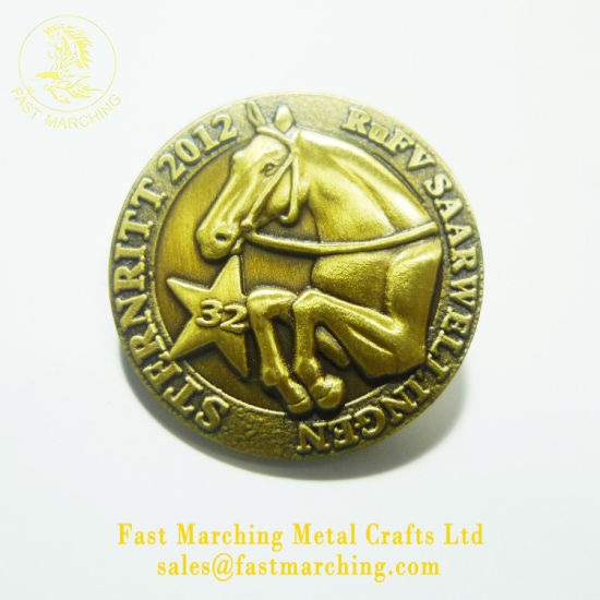Custom Good Quality Cap Lion Lapel Pin Badge Metal Emblems