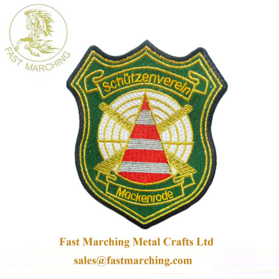 Iron Car Light Badge Embroidered Souvenir Brand Patches for Clothing