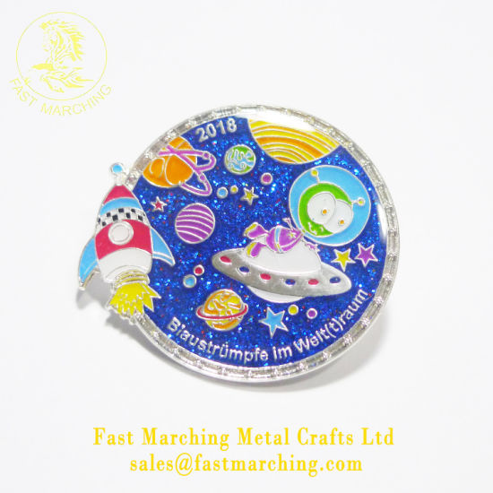 Factory Price Custom Printed Lapel Pin Scissors Shaped Suit Badge